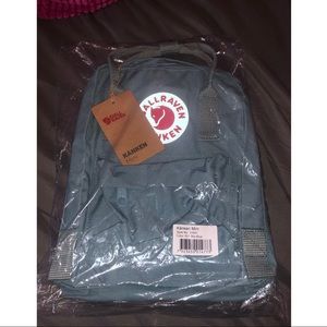 BNWT Fjallraven Kanken Mini Sky Blue Backpack